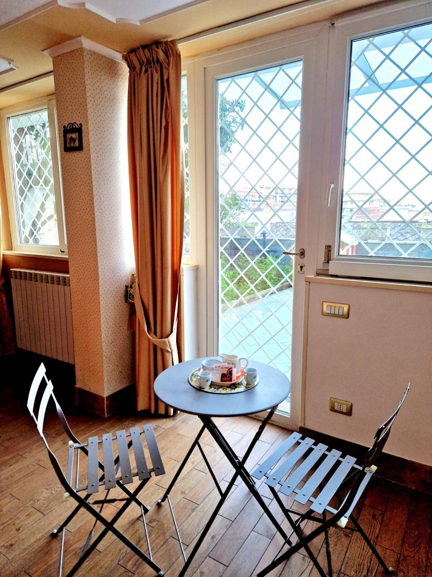 Fuga A Napoli Apartment ภายนอก รูปภาพ
