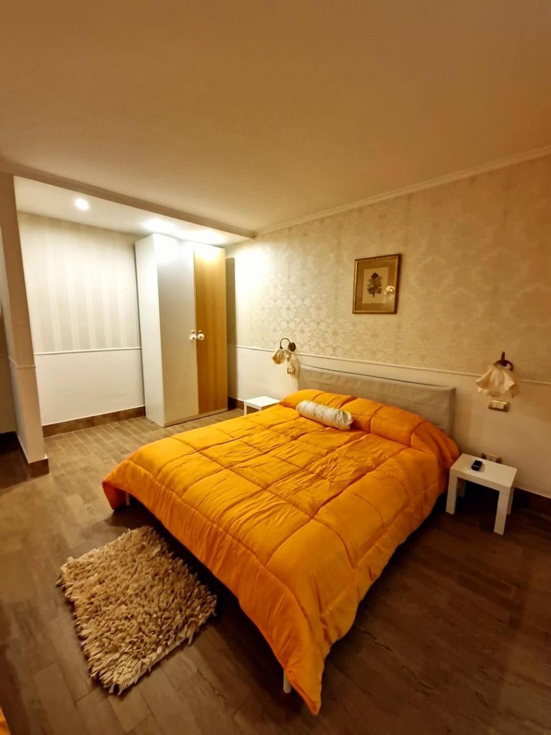 Fuga A Napoli Apartment ภายนอก รูปภาพ
