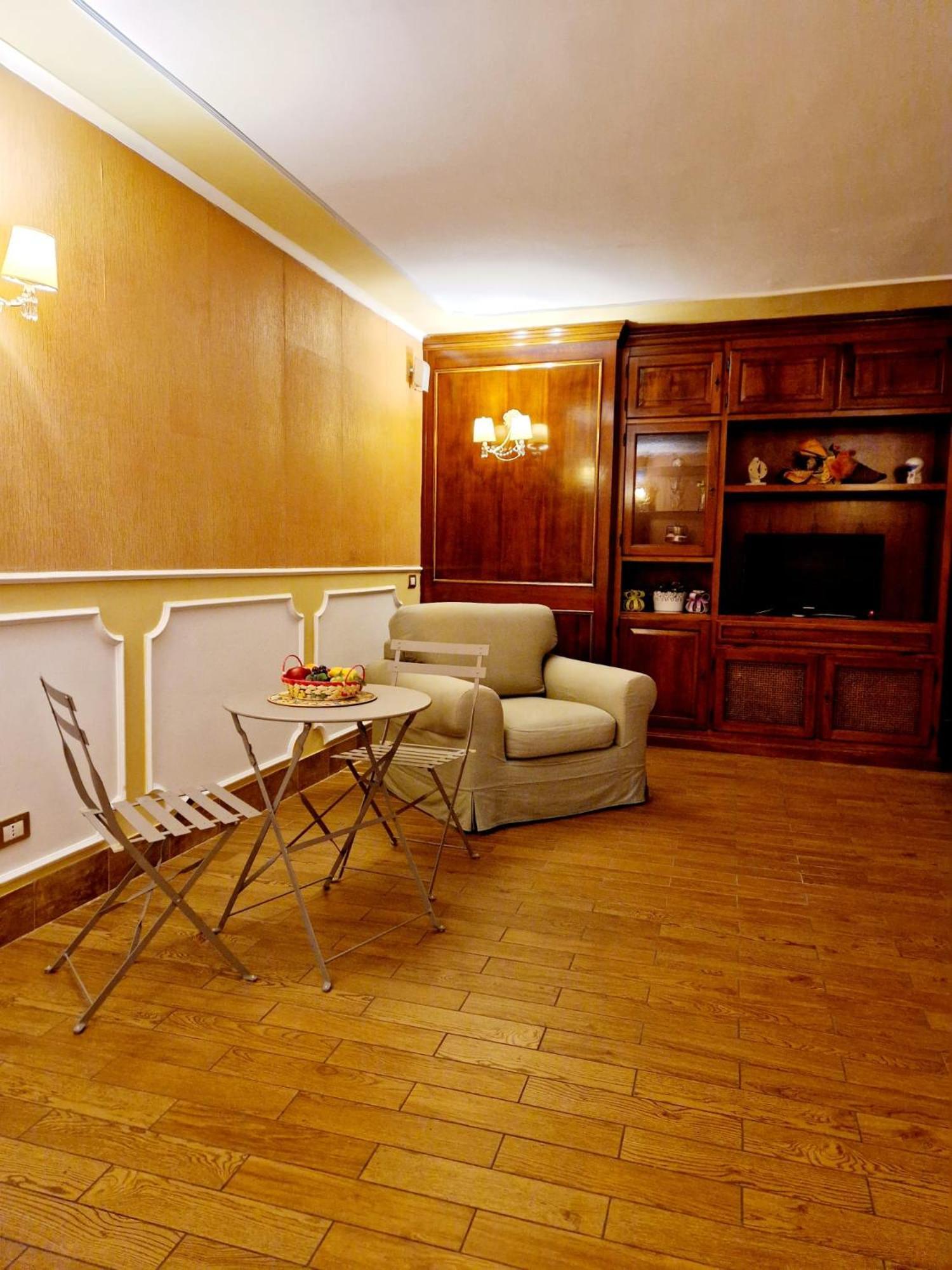 Fuga A Napoli Apartment ภายนอก รูปภาพ